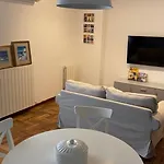 Dom wakacyjny Rosella - 1 - Con Piscina - A 150 M Dal Mare Casa Margherita